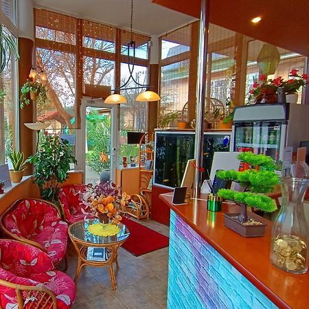 Hotel Oswaldo Budapest Ngoại thất bức ảnh