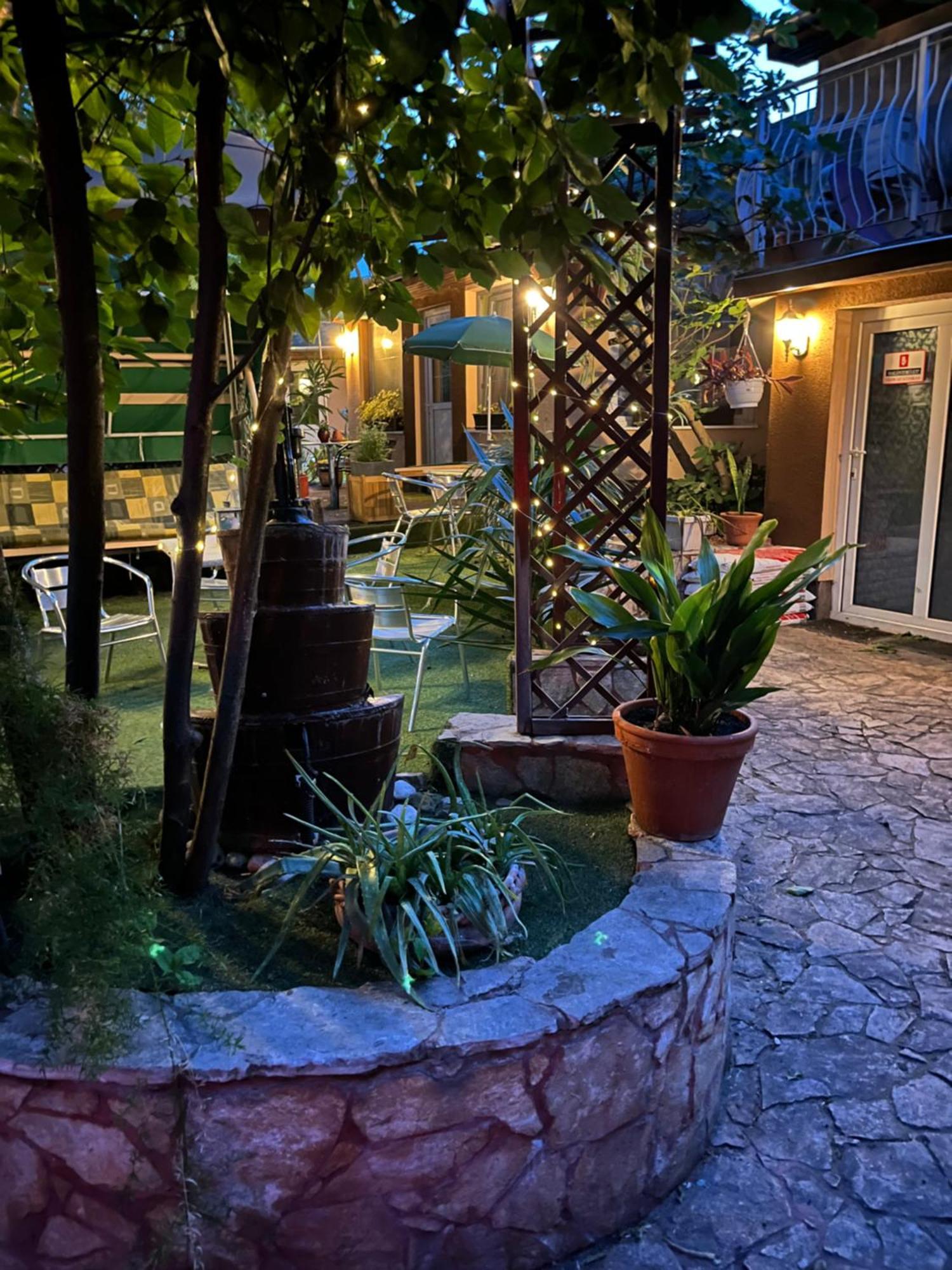 Hotel Oswaldo Budapest Ngoại thất bức ảnh